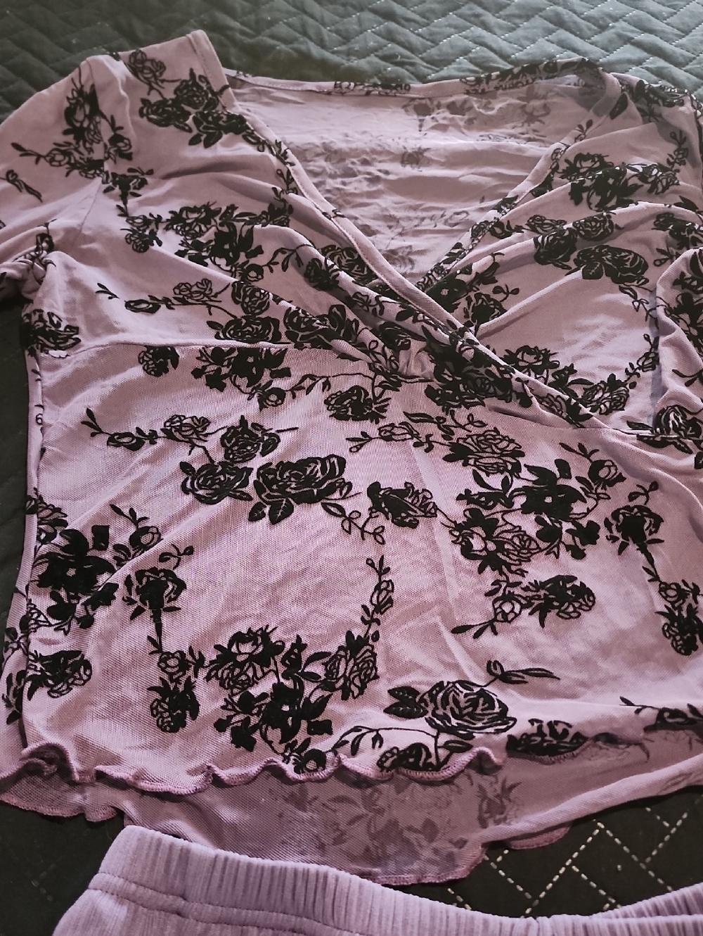Xhilaration Lavender Floral Long-Sleeve Pajama Set with Black Accents - Picture 3 of 6